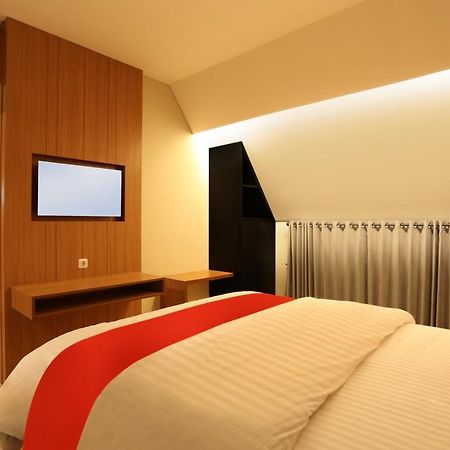 Adotel Джакарта Экстерьер фото